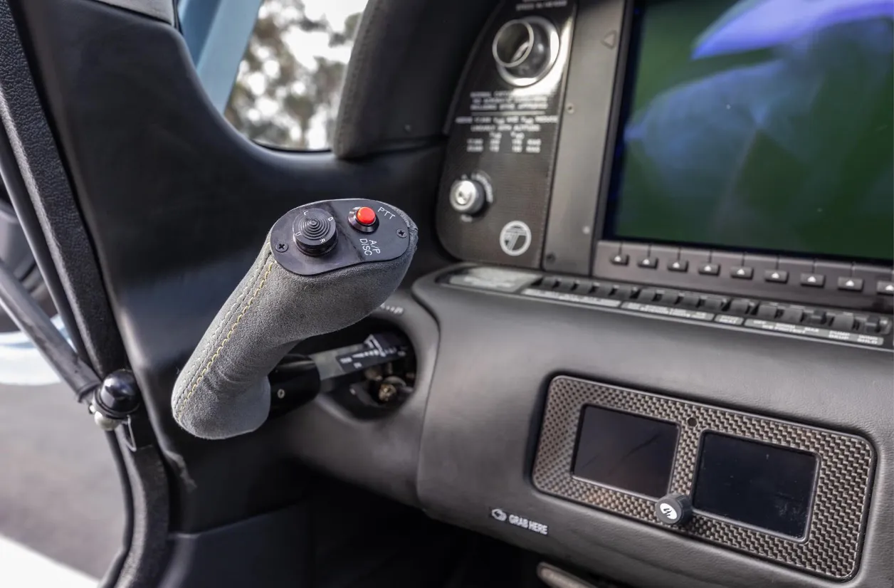 Cirrus Aircraft SR22T G6 CARBON - foto 7