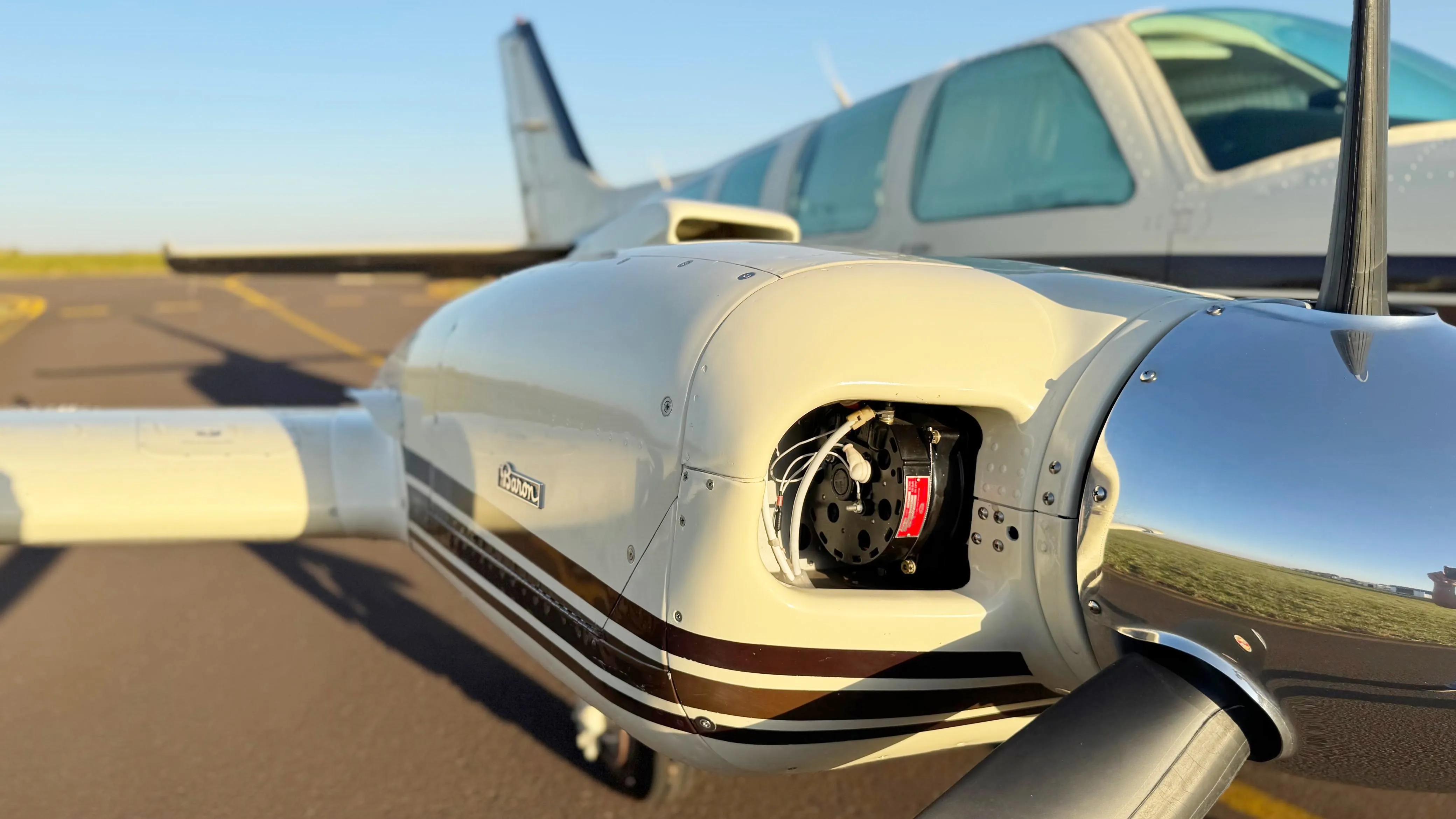 Beechcraft BARON 58 - foto 11