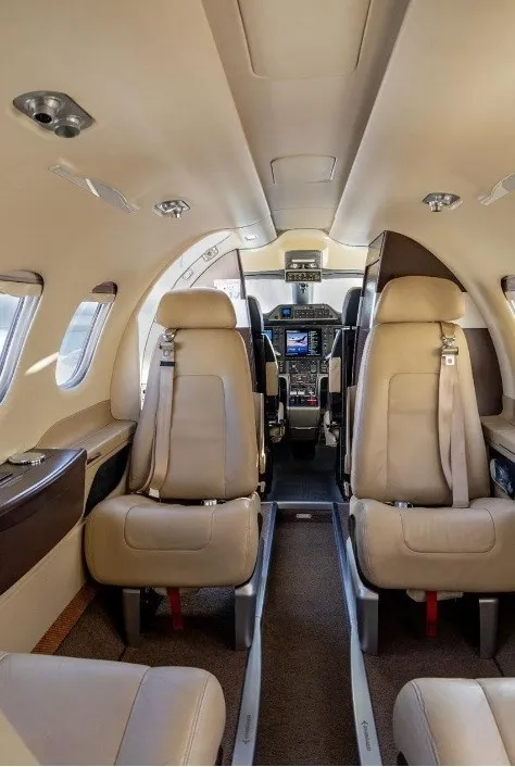 Embraer EMB 500 - PHENOM 100 - foto 4