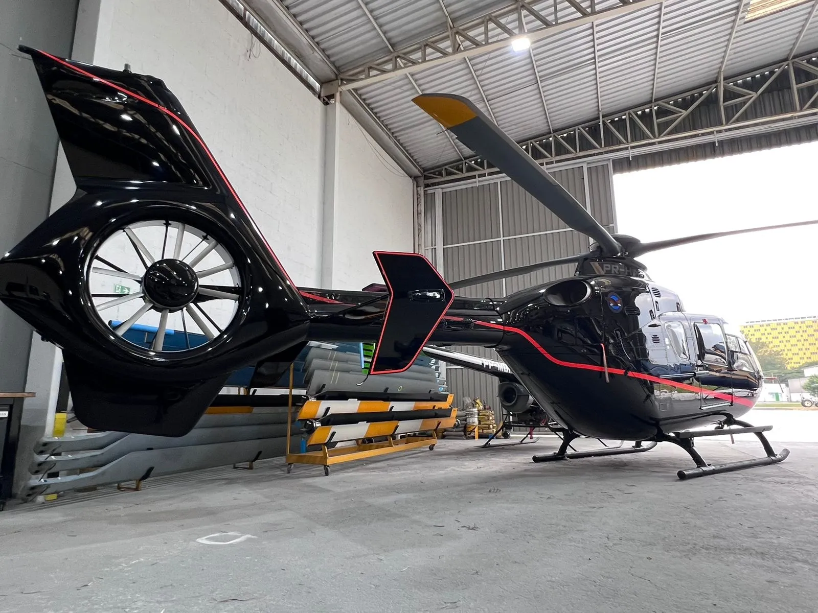Airbus Helicopters EC135P2 - foto 31