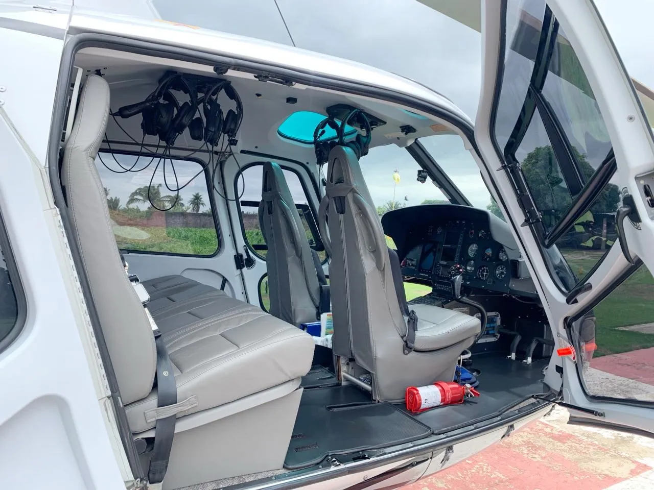Airbus Helicopters AS350B2 - foto 6