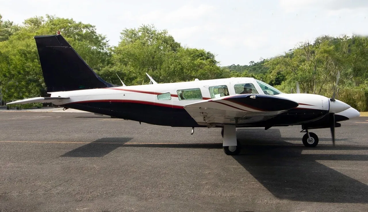 Embraer EMB-810C Seneca - foto 18