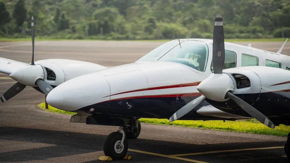 Embraer EMB-810C Seneca - foto 12