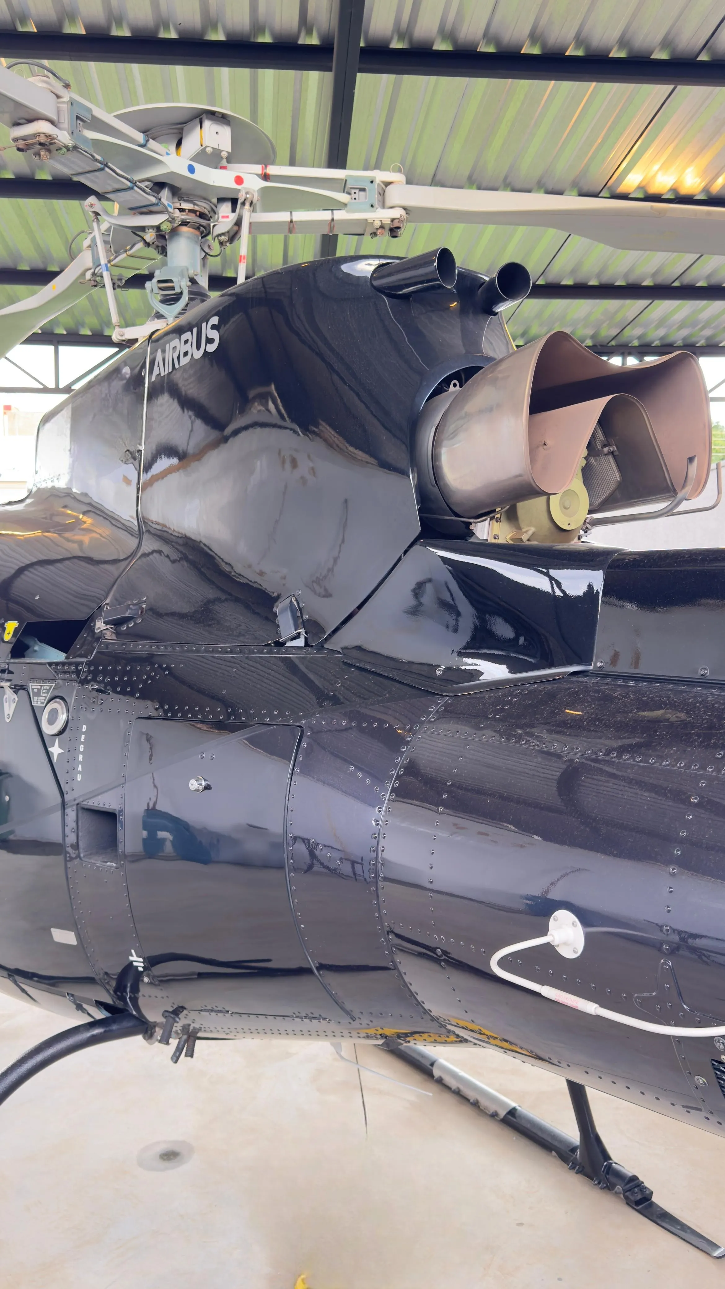 Airbus Helicopters AS350B - foto 17