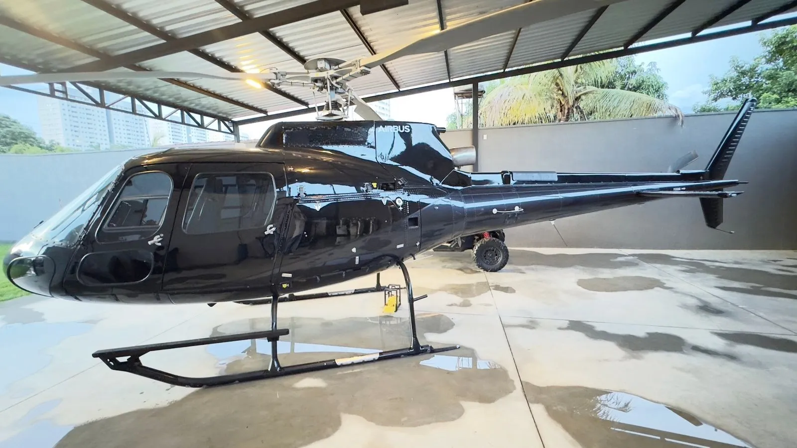 Airbus Helicopters AS350B - foto 22