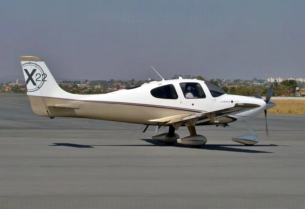Cirrus Aircraft SR22 X - foto 8