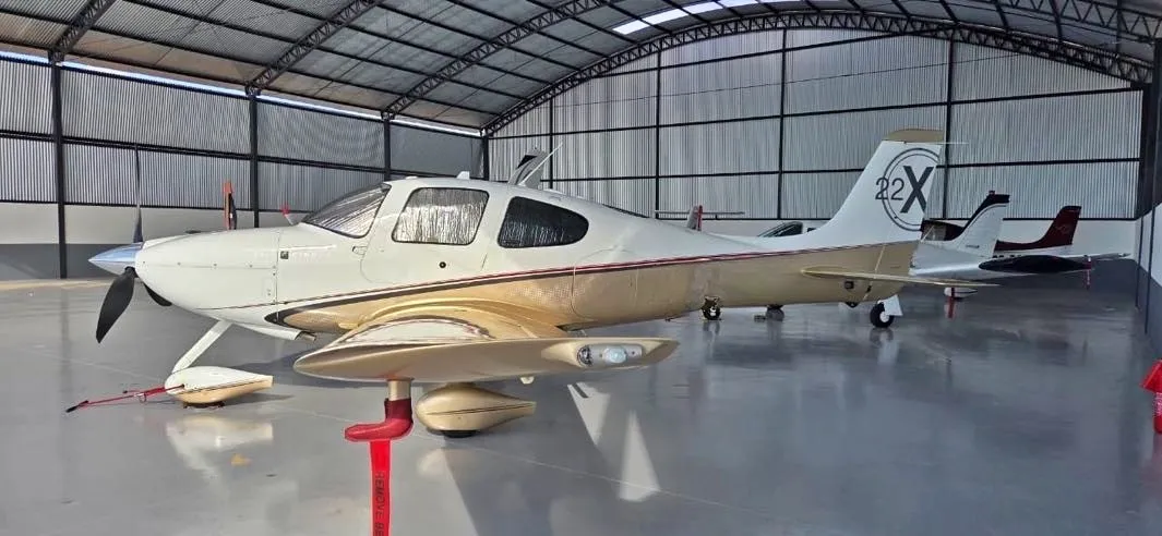 Cirrus Aircraft SR22 X - foto 5