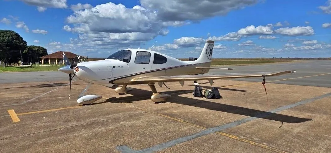 Cirrus Aircraft SR22 X - foto 10