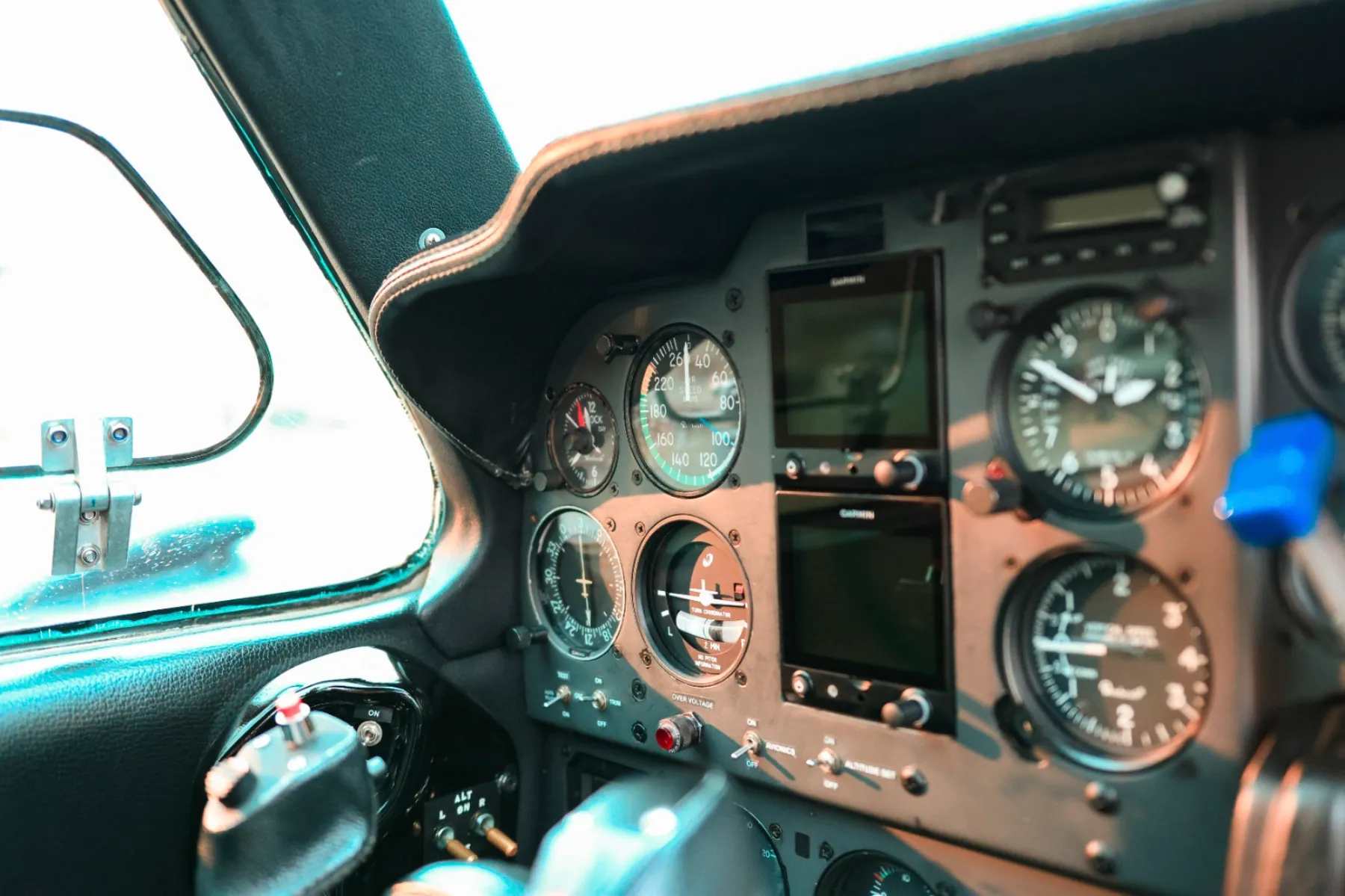 Beechcraft BARON 55 - foto 7