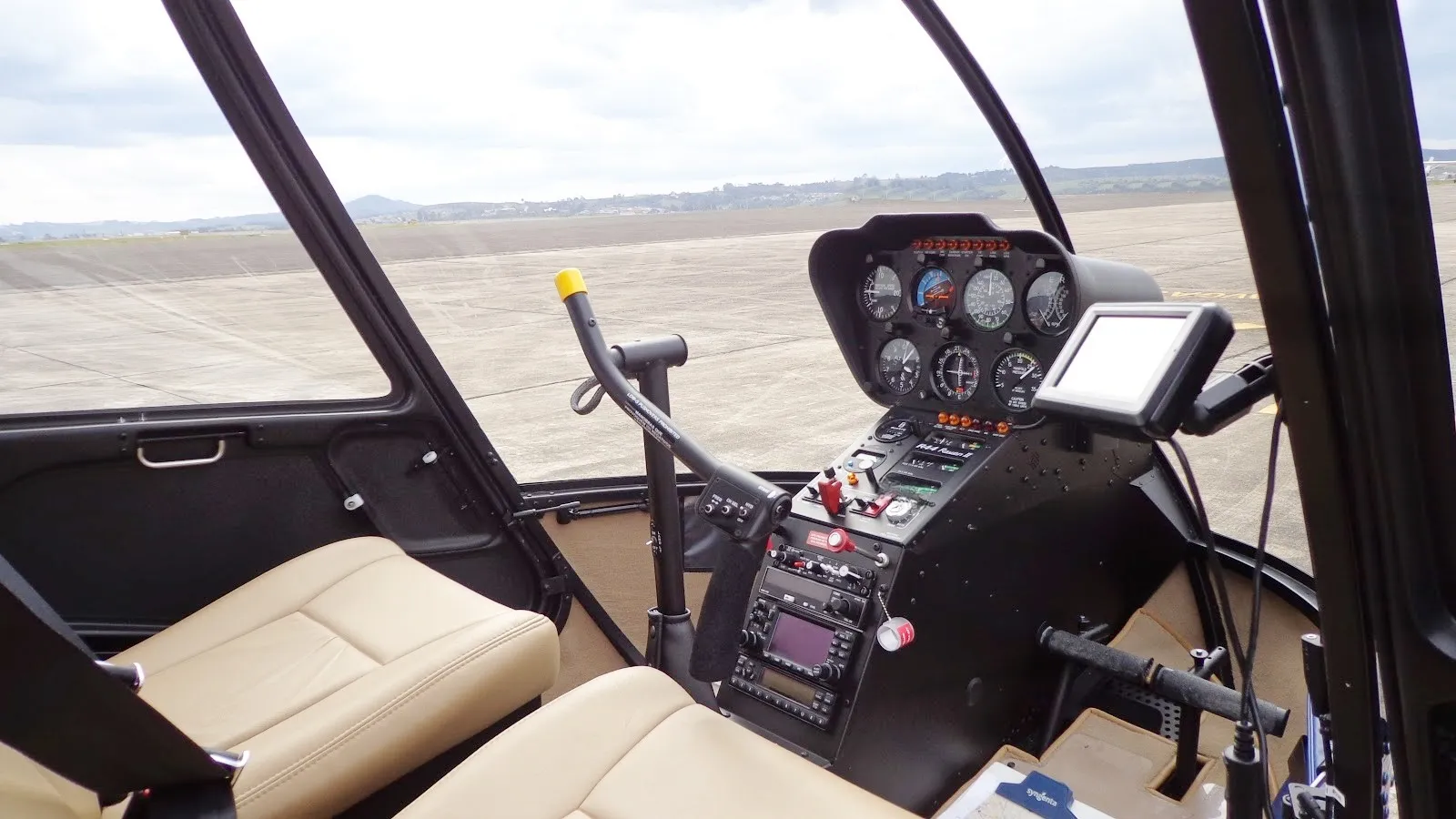 Robinson Helicopter R44 RAVEN II - foto 6