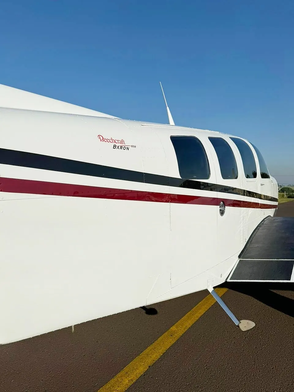 BEACHCRAFT BARON G58 - foto 22