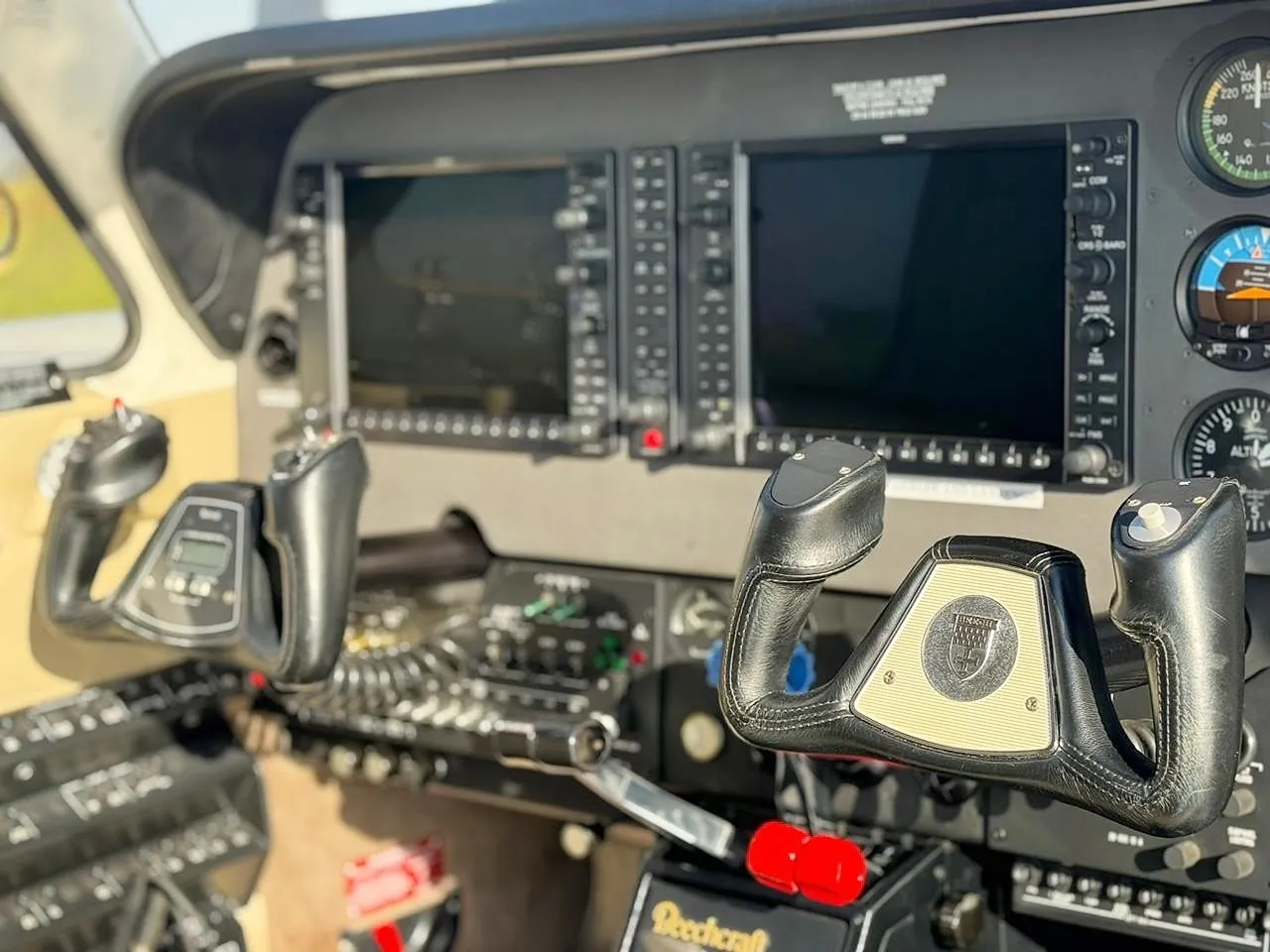 BEACHCRAFT BARON G58 - foto 4