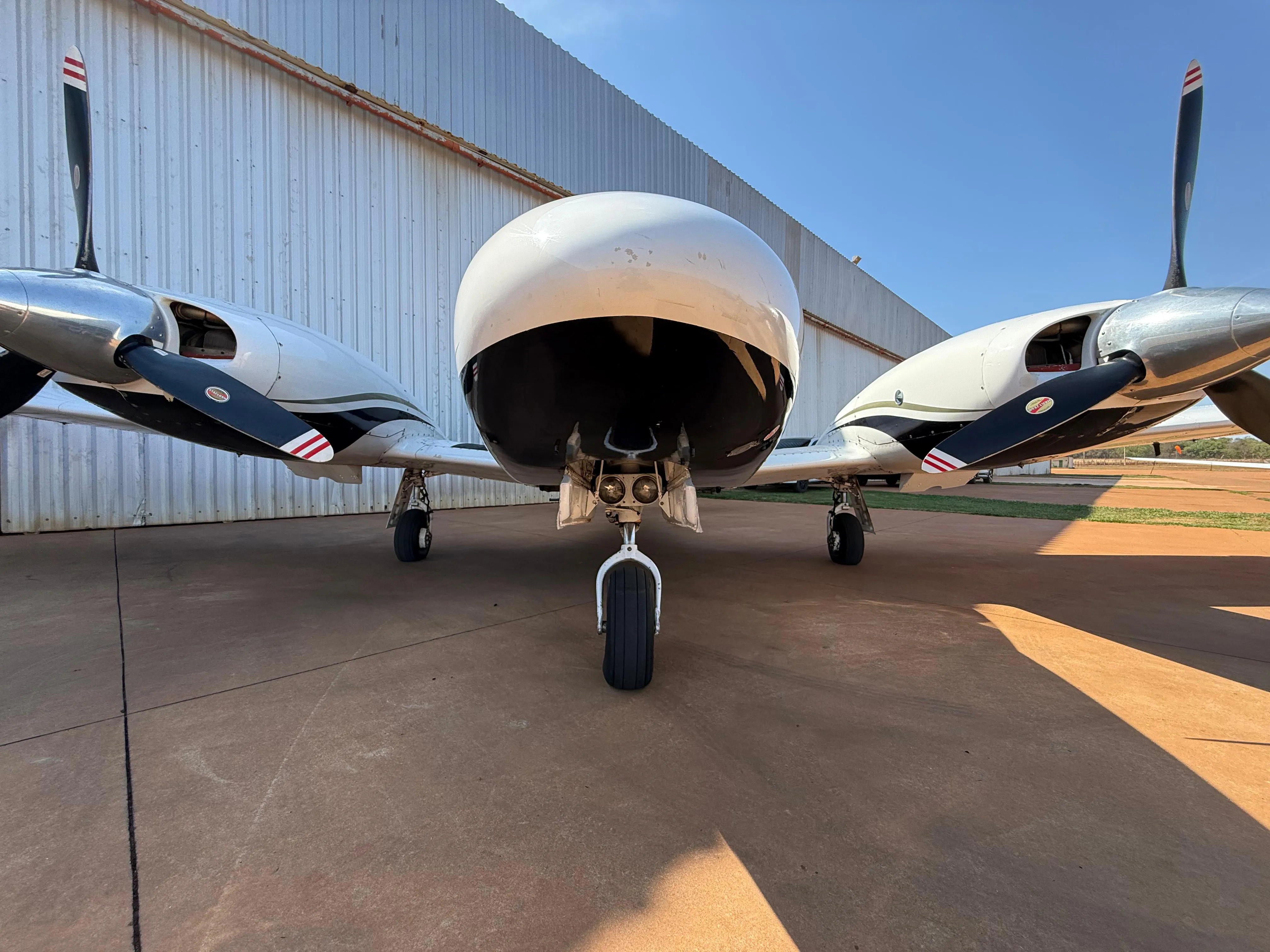 Neiva EMB-810D - foto 11