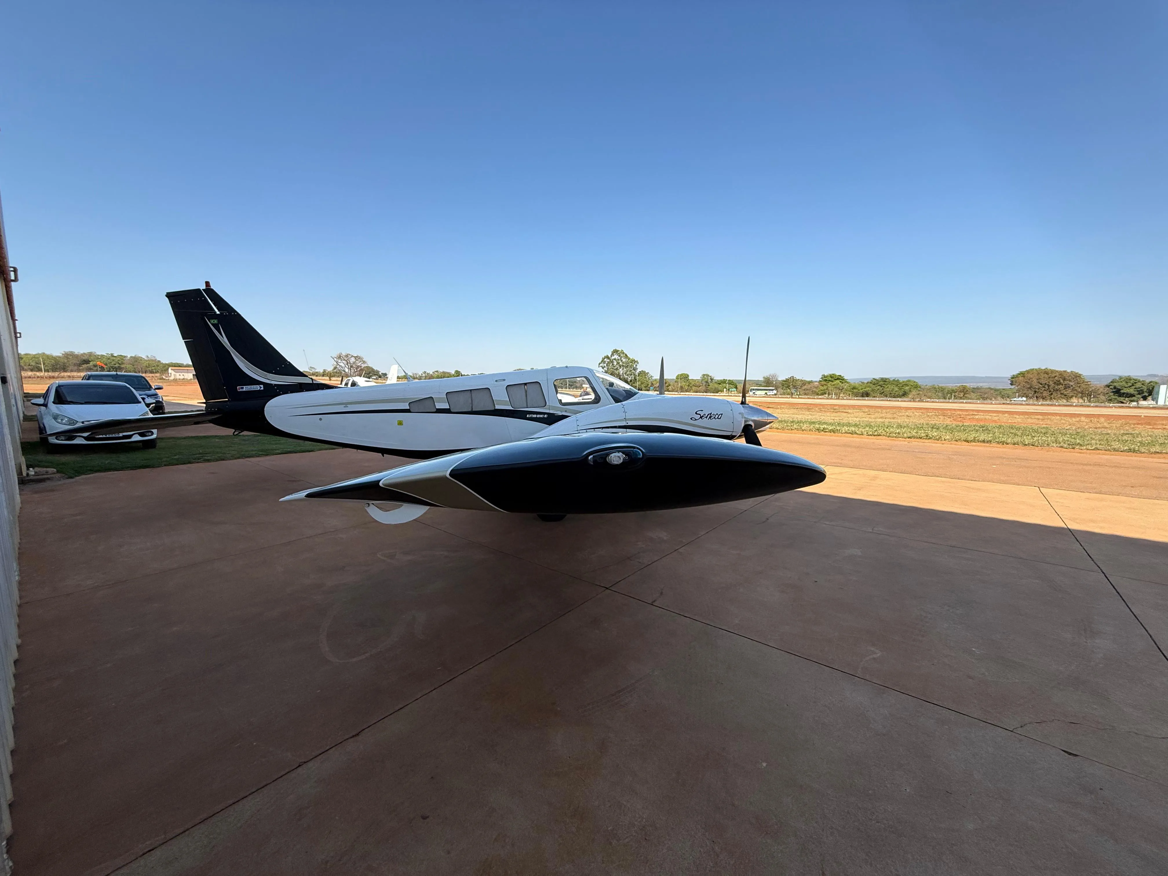 Neiva EMB-810D - foto 12