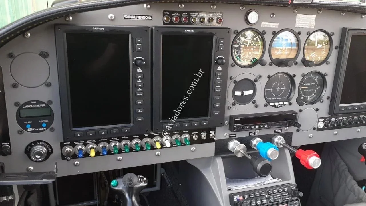 Vans Aircraft RV-10 - foto 6