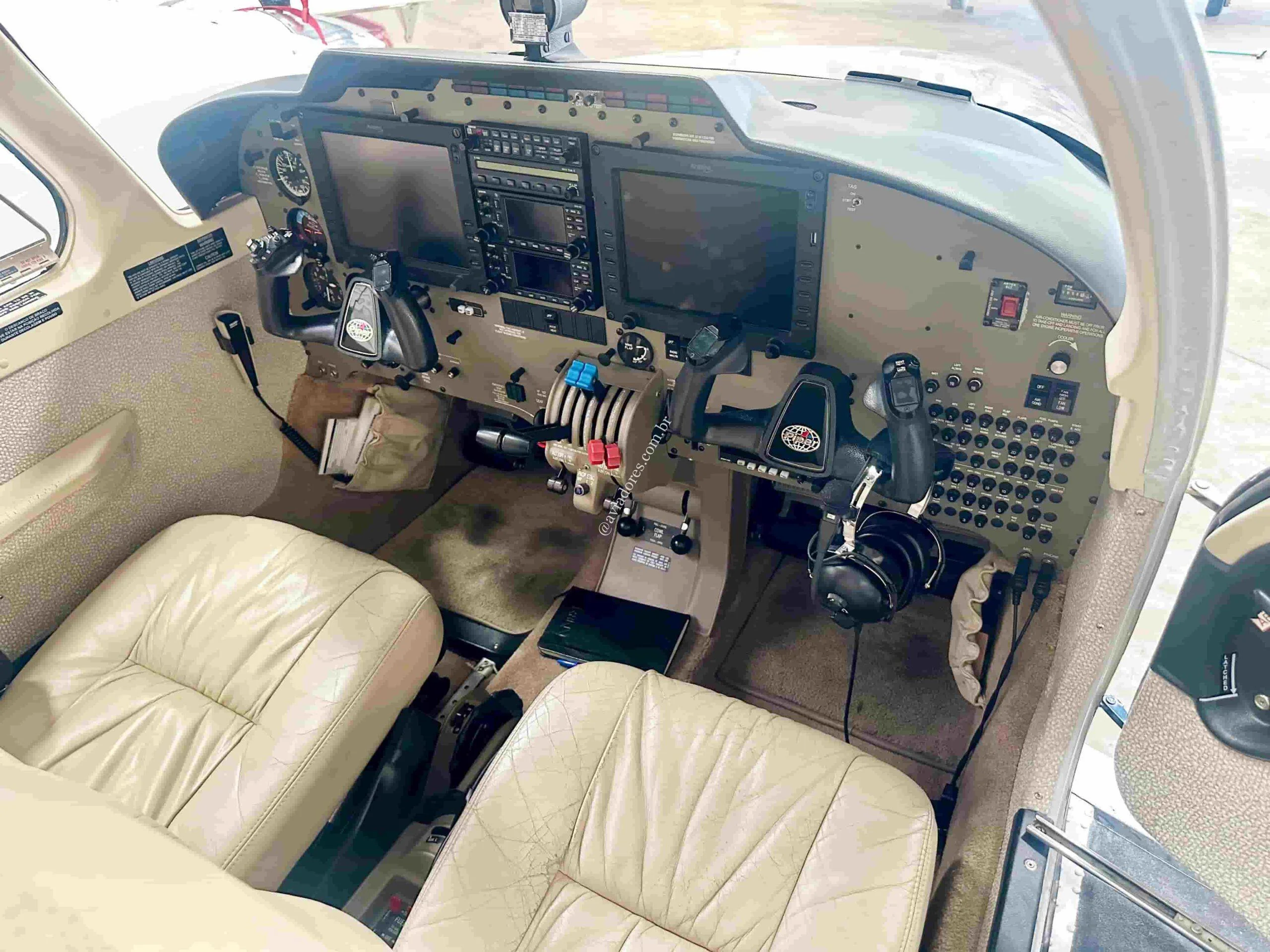 Piper Aircraft PA-34-220T - SENECA V - foto 19
