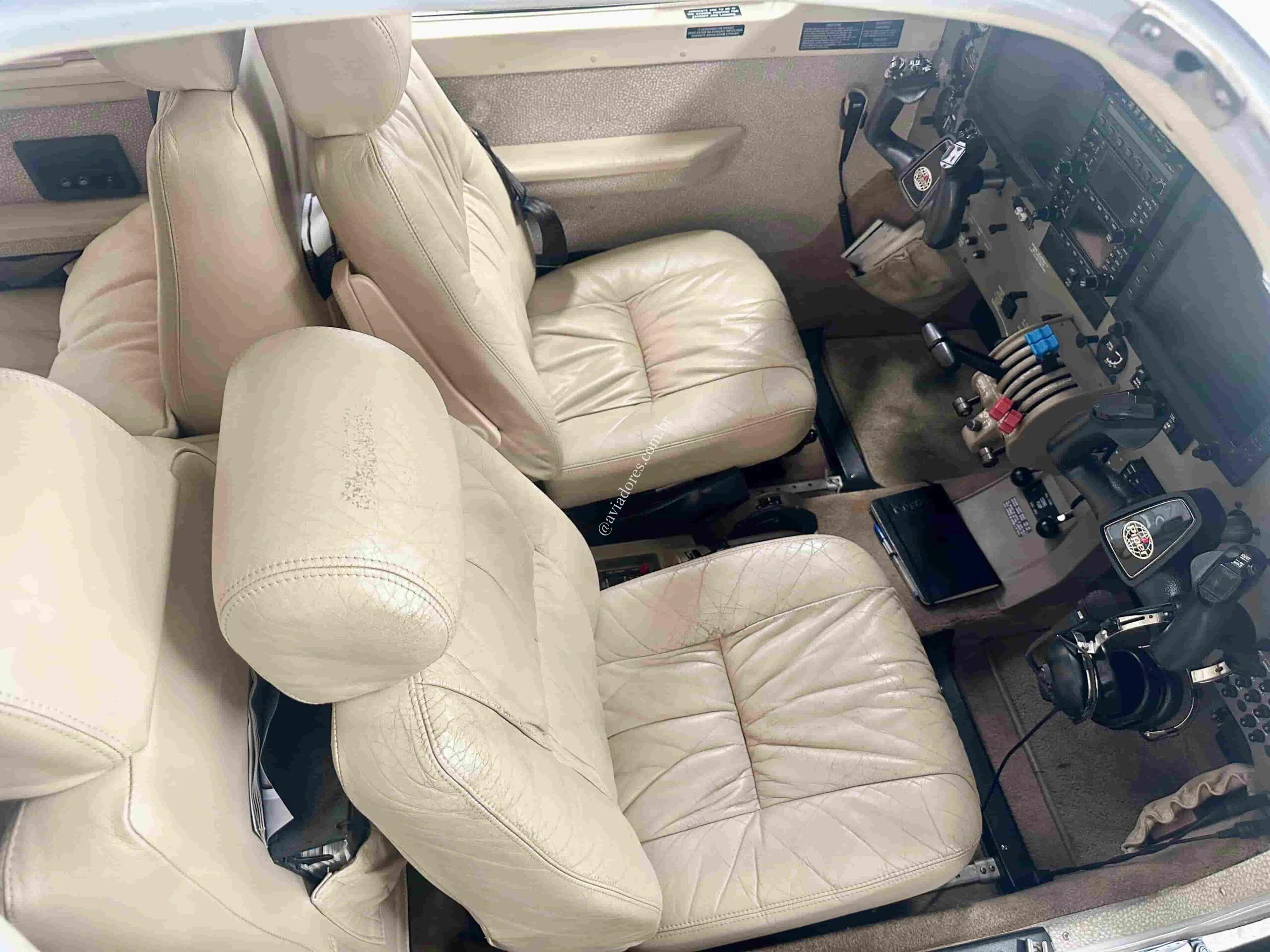 Piper Aircraft PA-34-220T - SENECA V - foto 16
