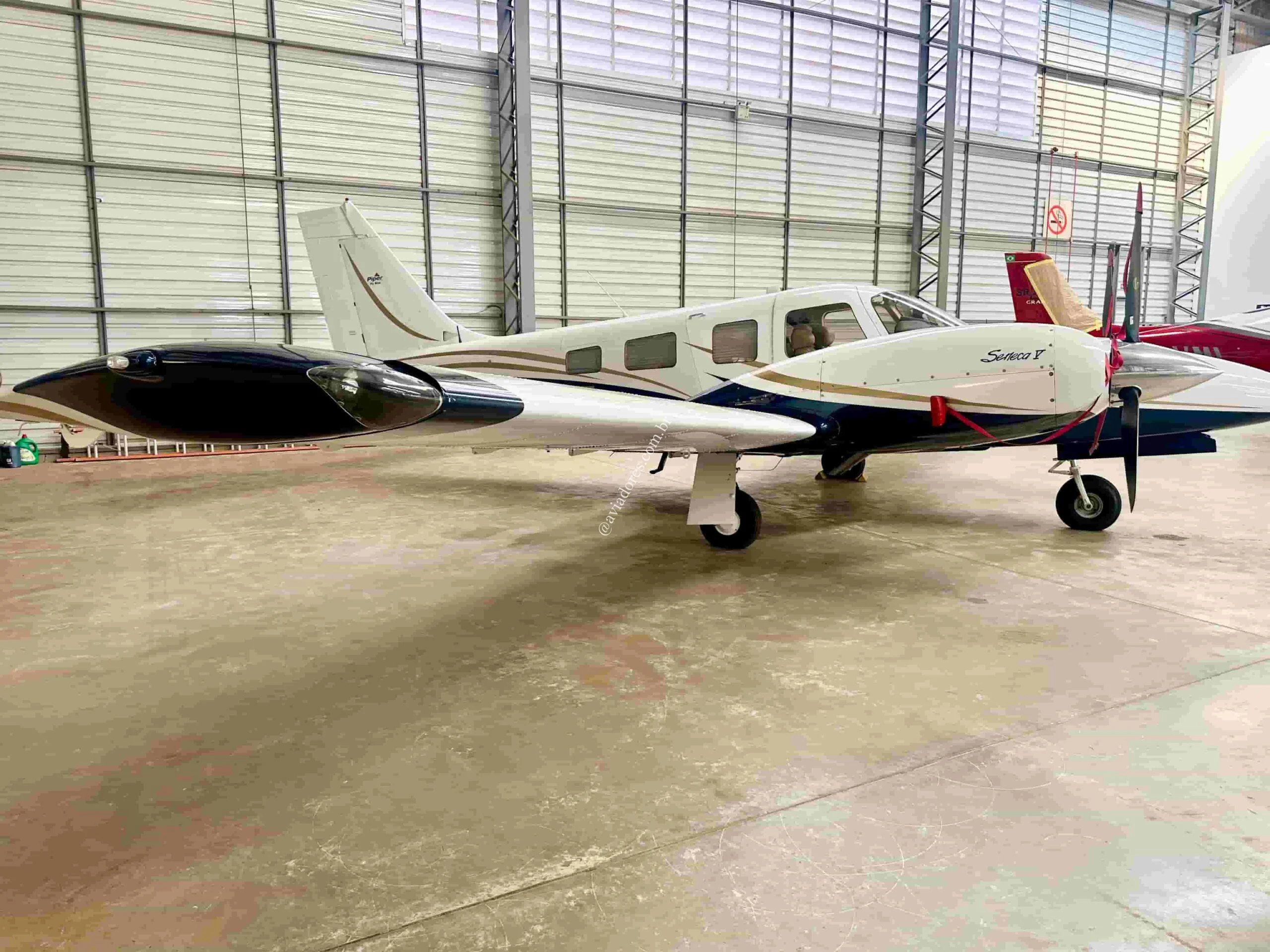Piper Aircraft PA-34-220T - SENECA V - foto 6