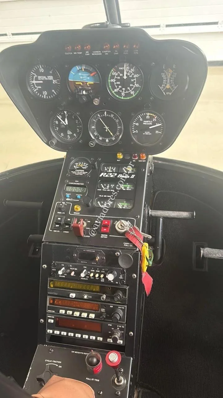 Robinson Helicopter R22 Beta II - foto 3