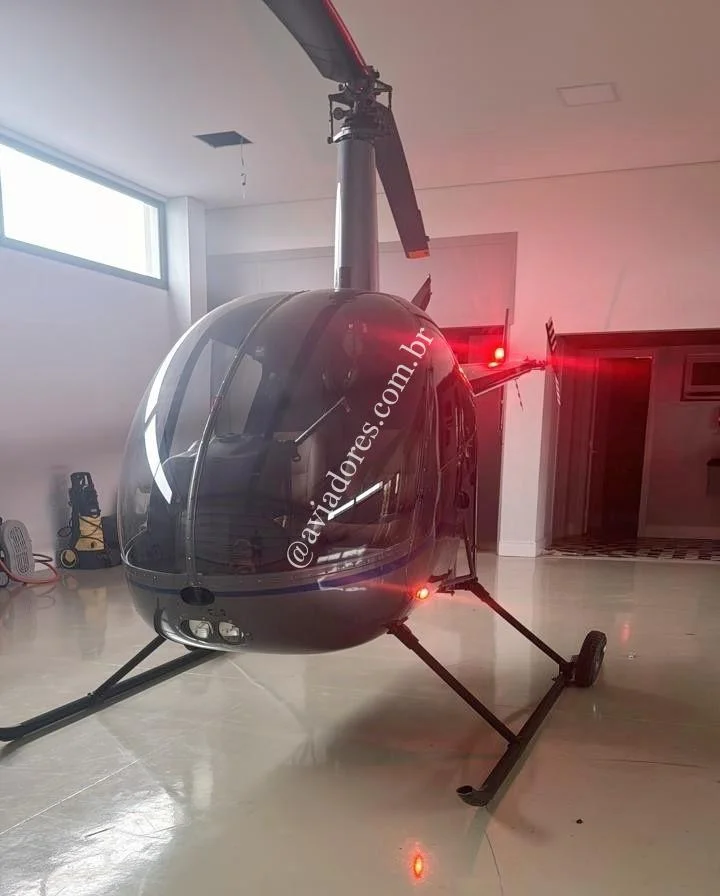 Robinson Helicopter R22 Beta II - foto 10