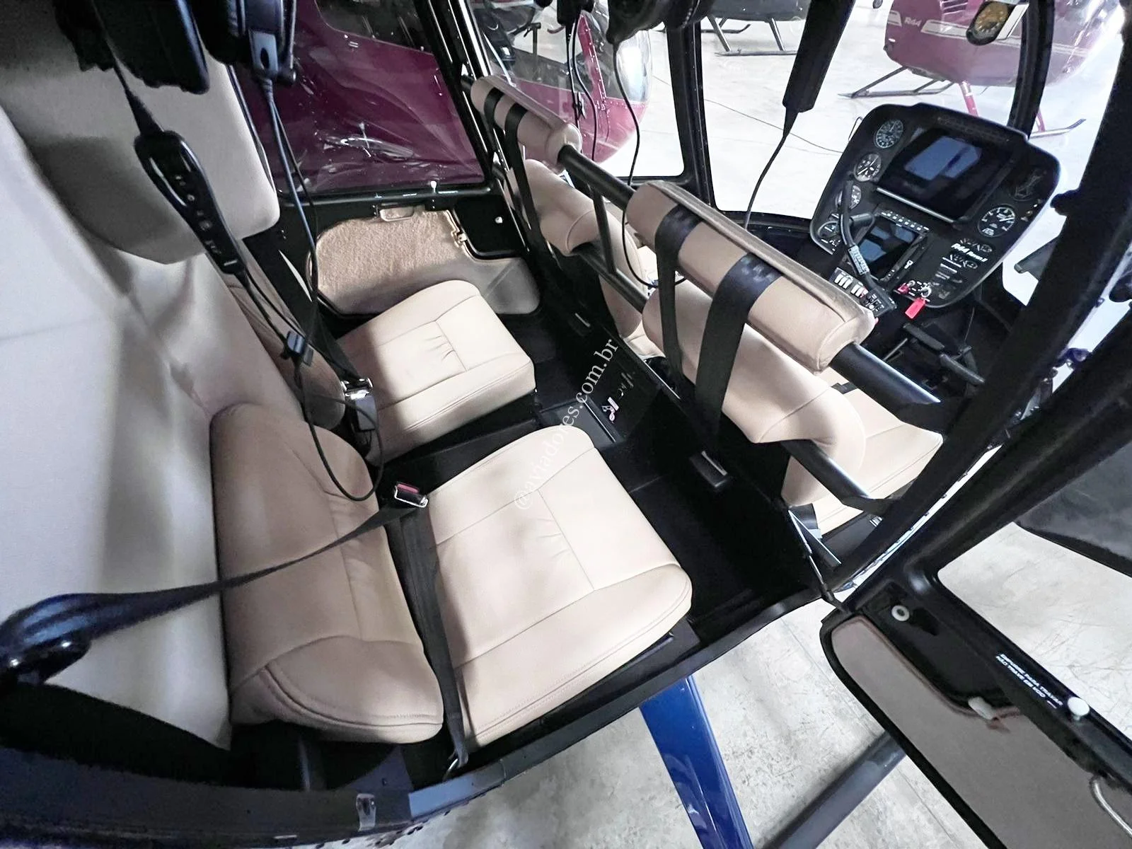 Robinson Helicopter R44 RAVEN II - foto 13