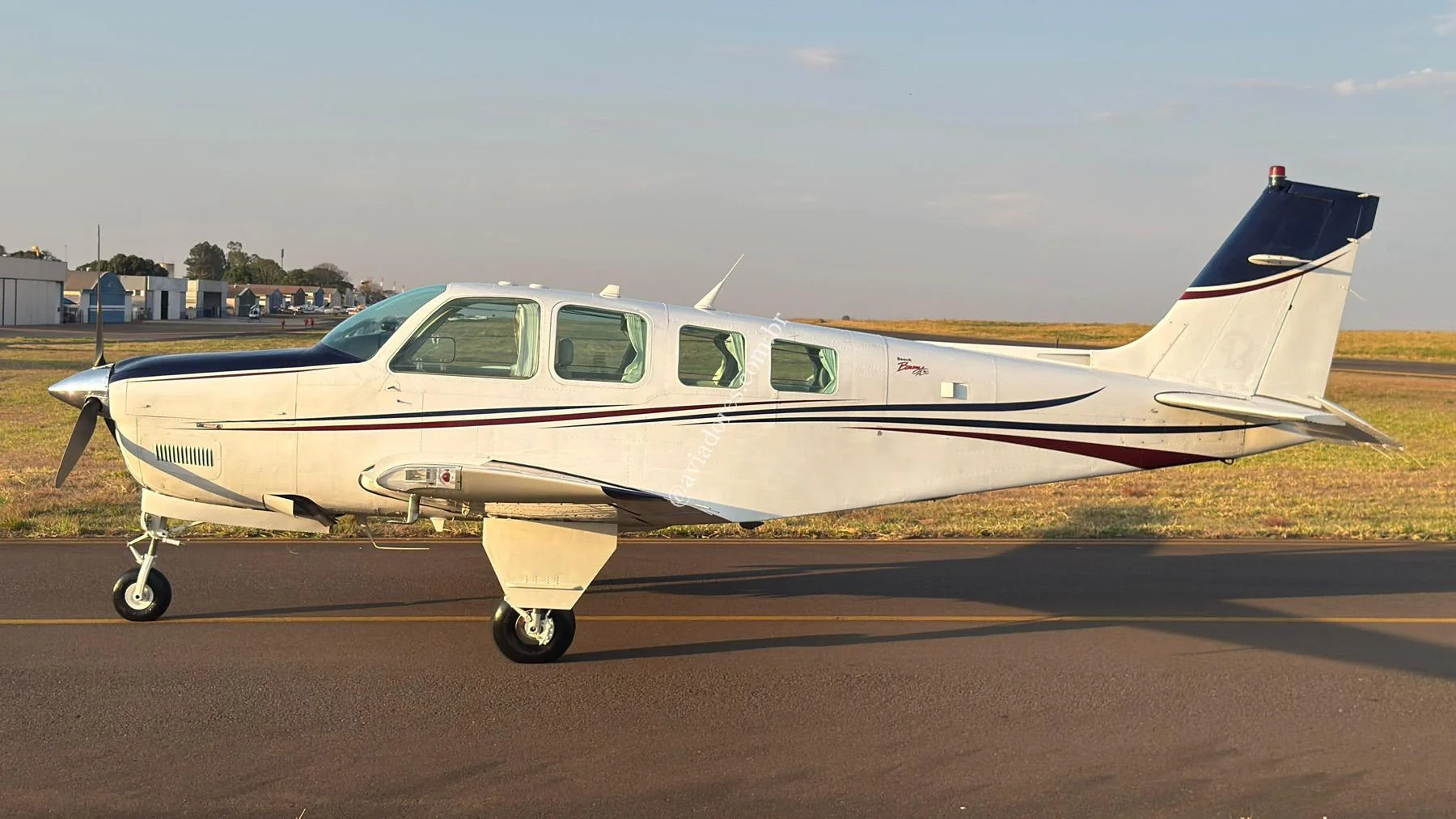 BEECHCRAFT CORPORATION BONANZA A36 - foto 29