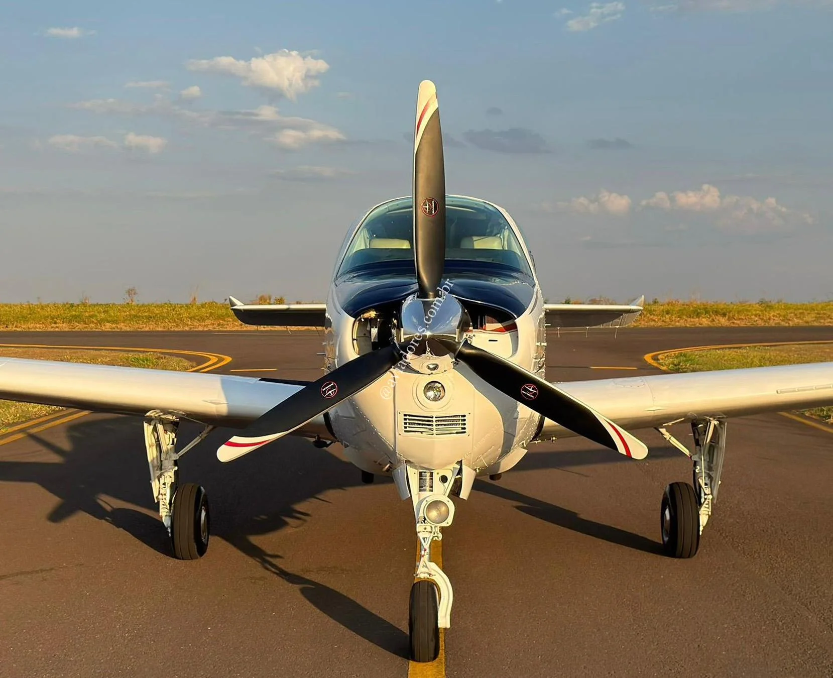 BEECHCRAFT CORPORATION BONANZA A36 - foto 19