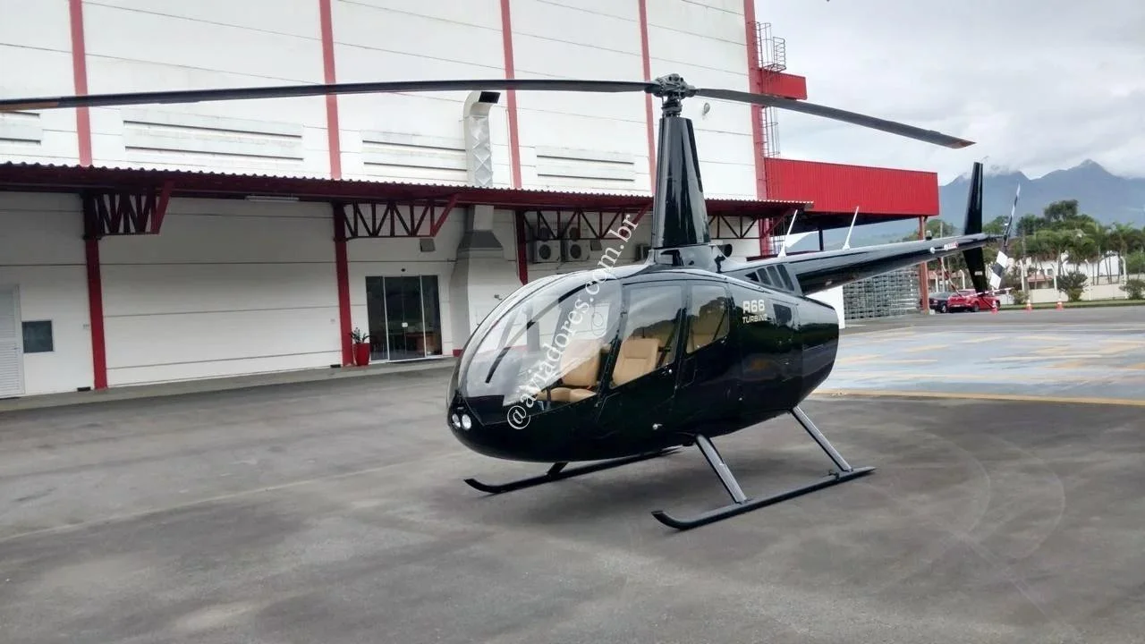 Robinson Helicopter R66 TURBINE - foto 8