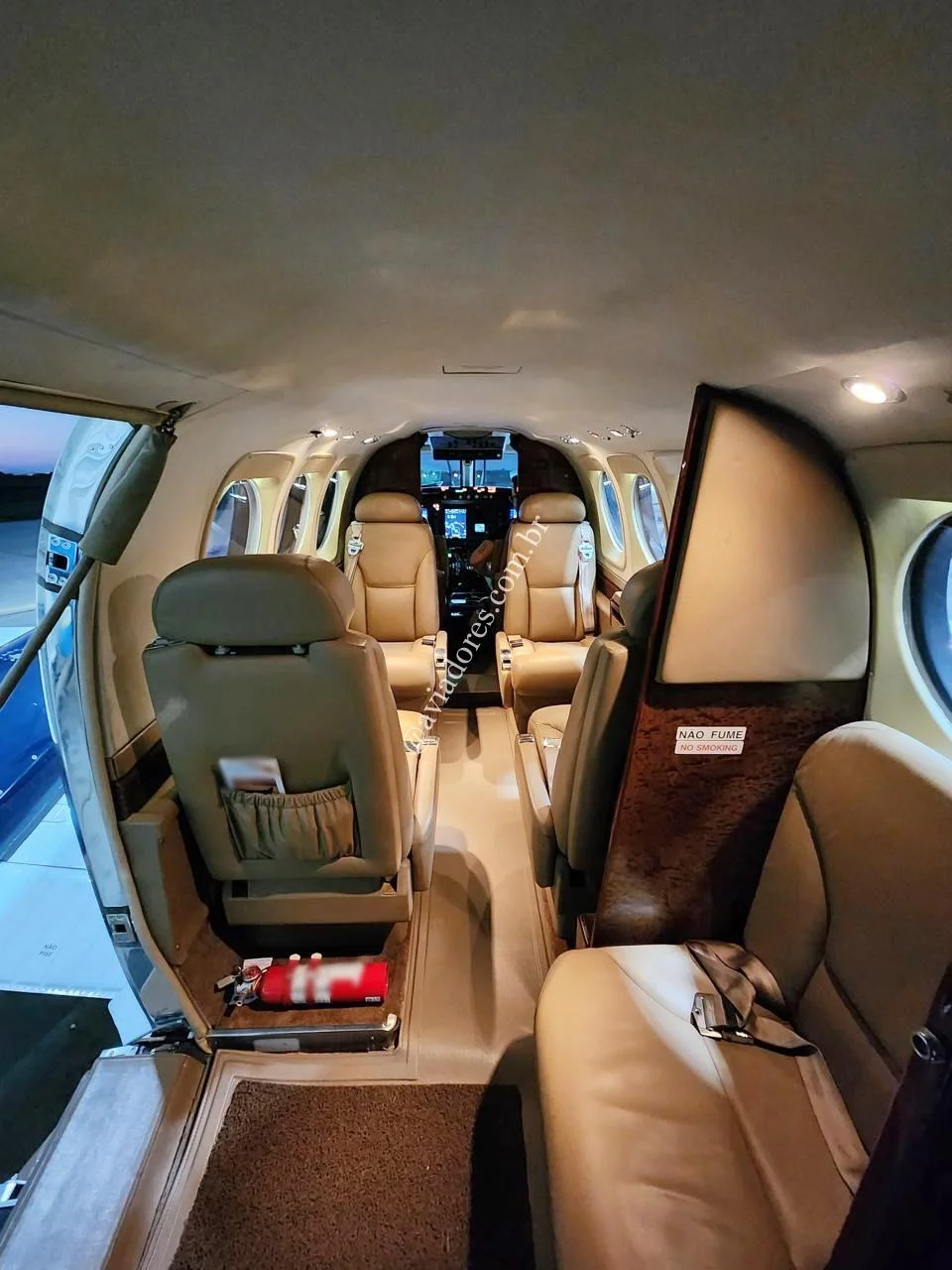 BEECHCRAFT CORPORATION KING AIR C90 GTI - foto 4