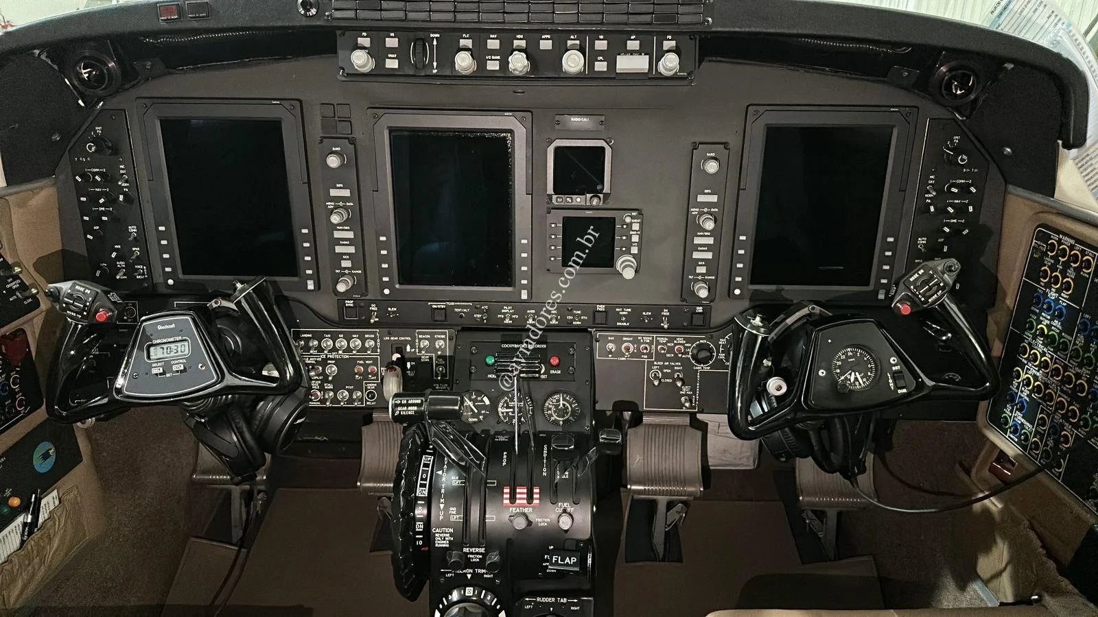 BEECHCRAFT CORPORATION KING AIR C90 GTI - foto 2