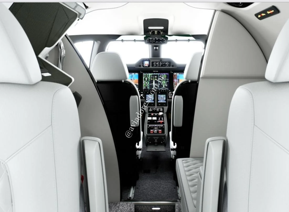 Embraer EMB 500 - PHENOM 100EX - foto 11