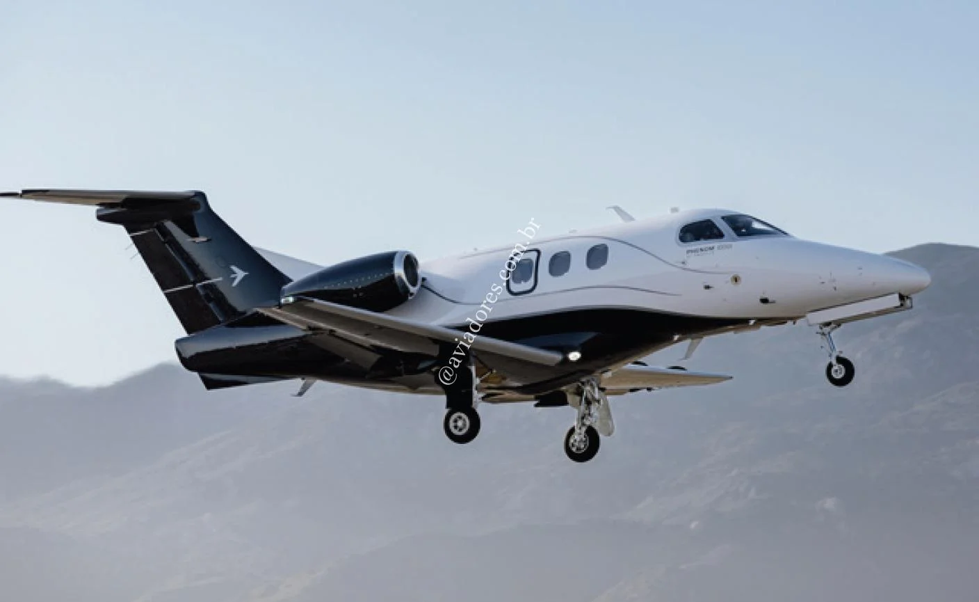 Embraer EMB 500 - PHENOM 100EX - foto 13