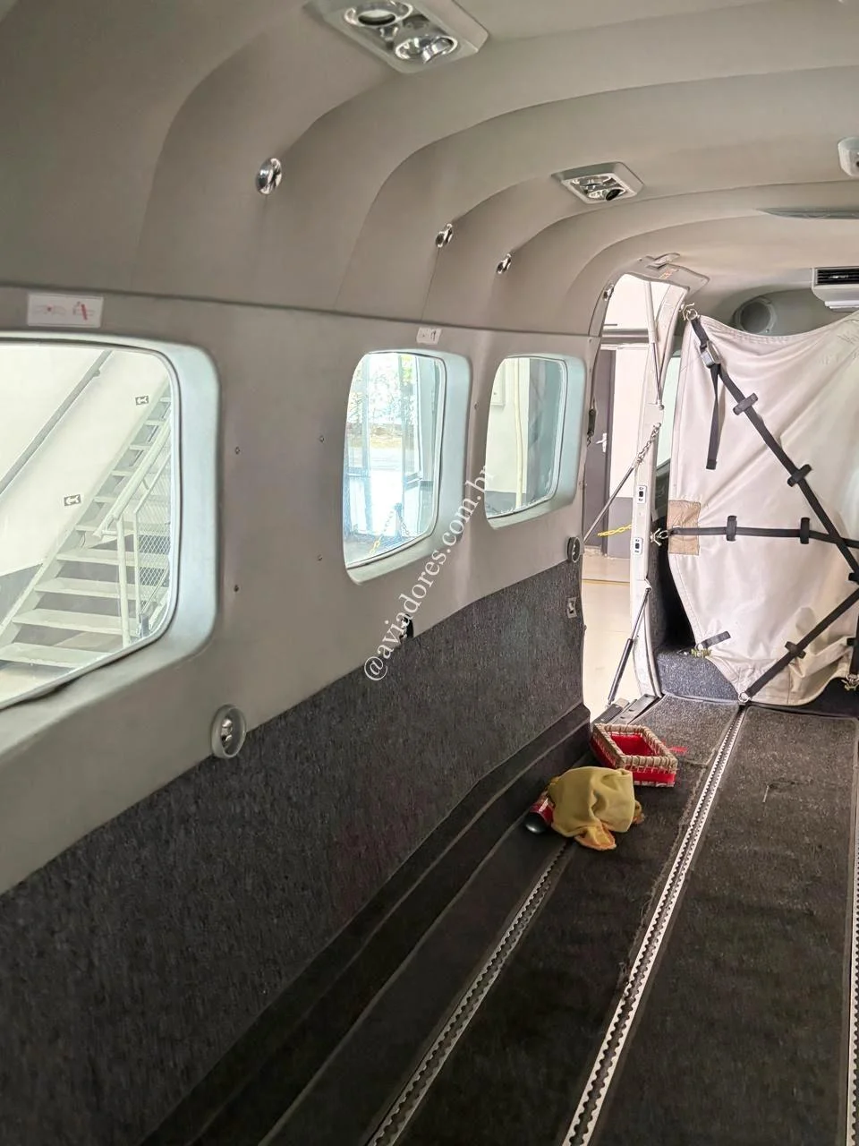 Cessna Aircraft 208B GRAND CARAVAN - foto 7
