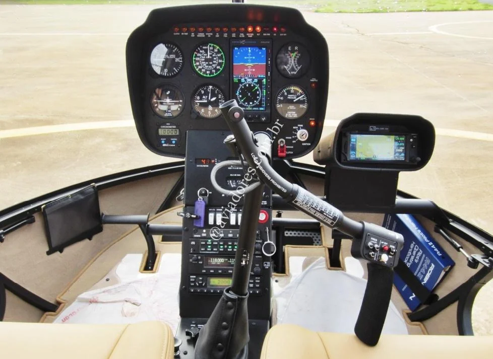 Robinson Helicopter R44 RAVEN II - foto 3