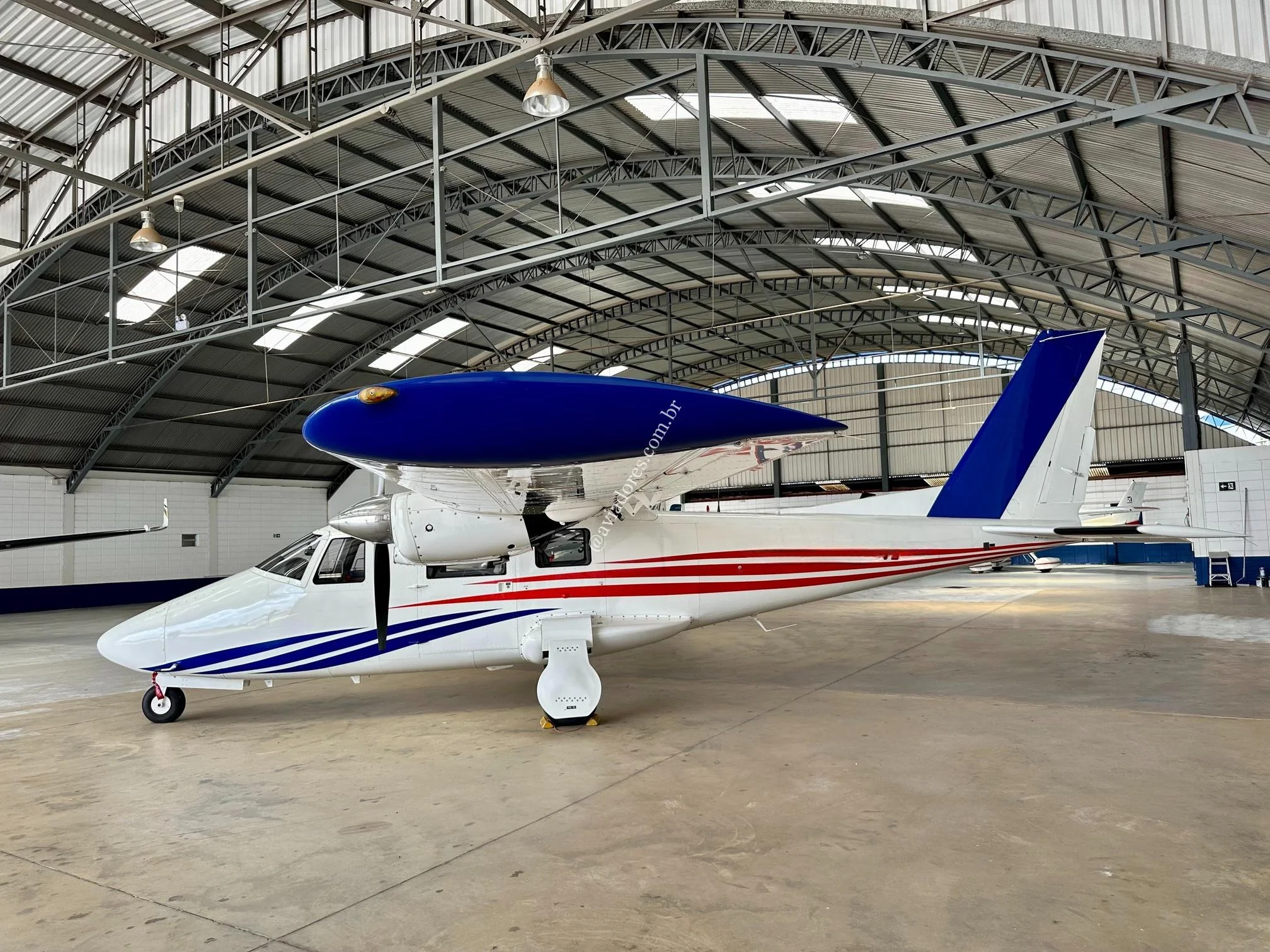 Vulcanair P68R - foto 20