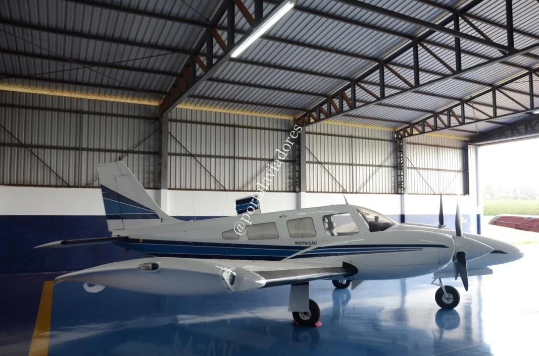 Embraer EMB-810D SENECA III - foto 12