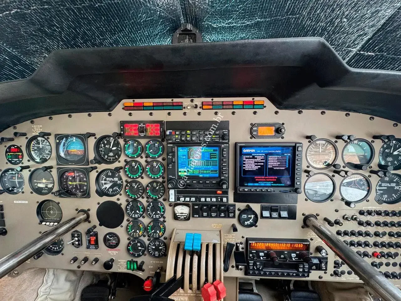 Piper Aircraft PA-34-220T - SENECA V - foto 16