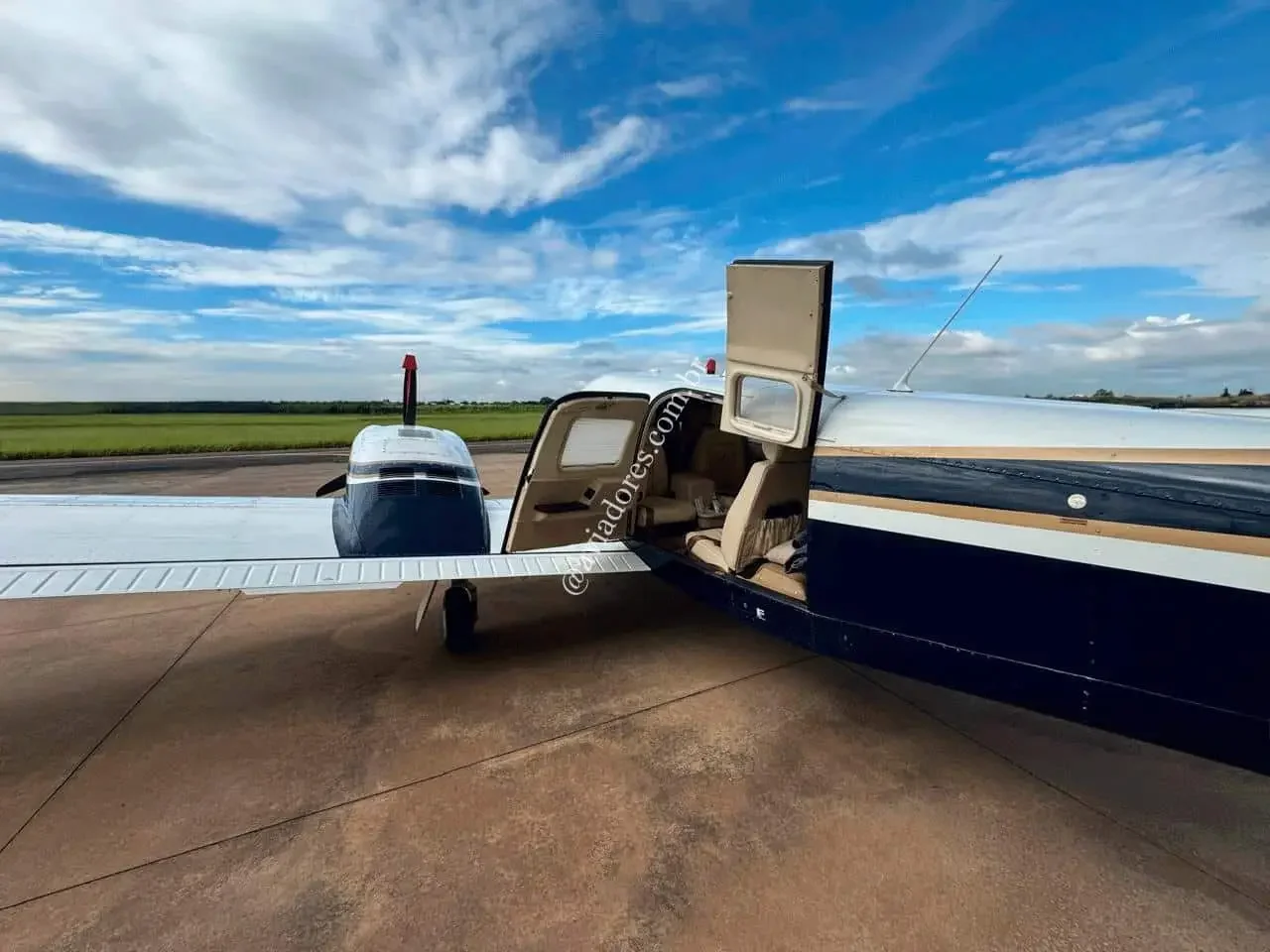 Piper Aircraft PA-34-220T - SENECA V - foto 6