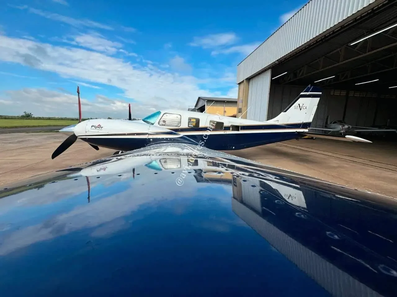 Piper Aircraft PA-34-220T - SENECA V - foto 4