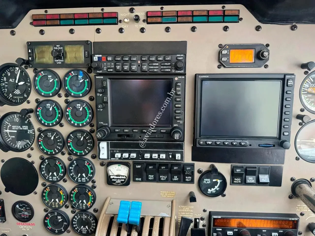 Piper Aircraft PA-34-220T - SENECA V - foto 14