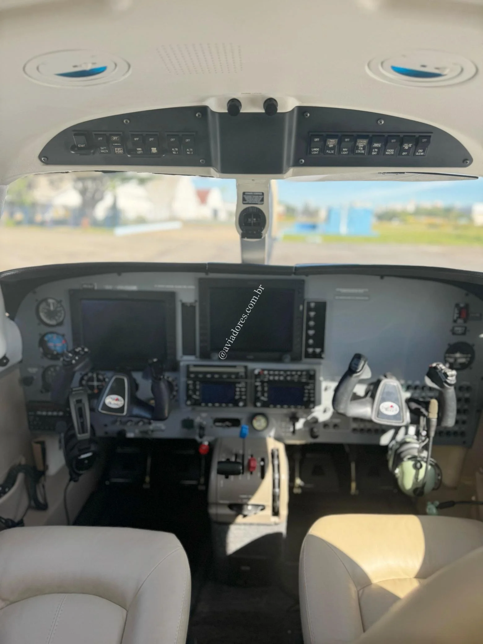 Piper Aircraft PA-46R-350T - MALIBU MATRIX - foto 2