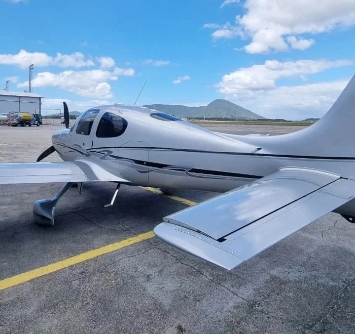 Cirrus Aircraft SR22 GTS - foto 14