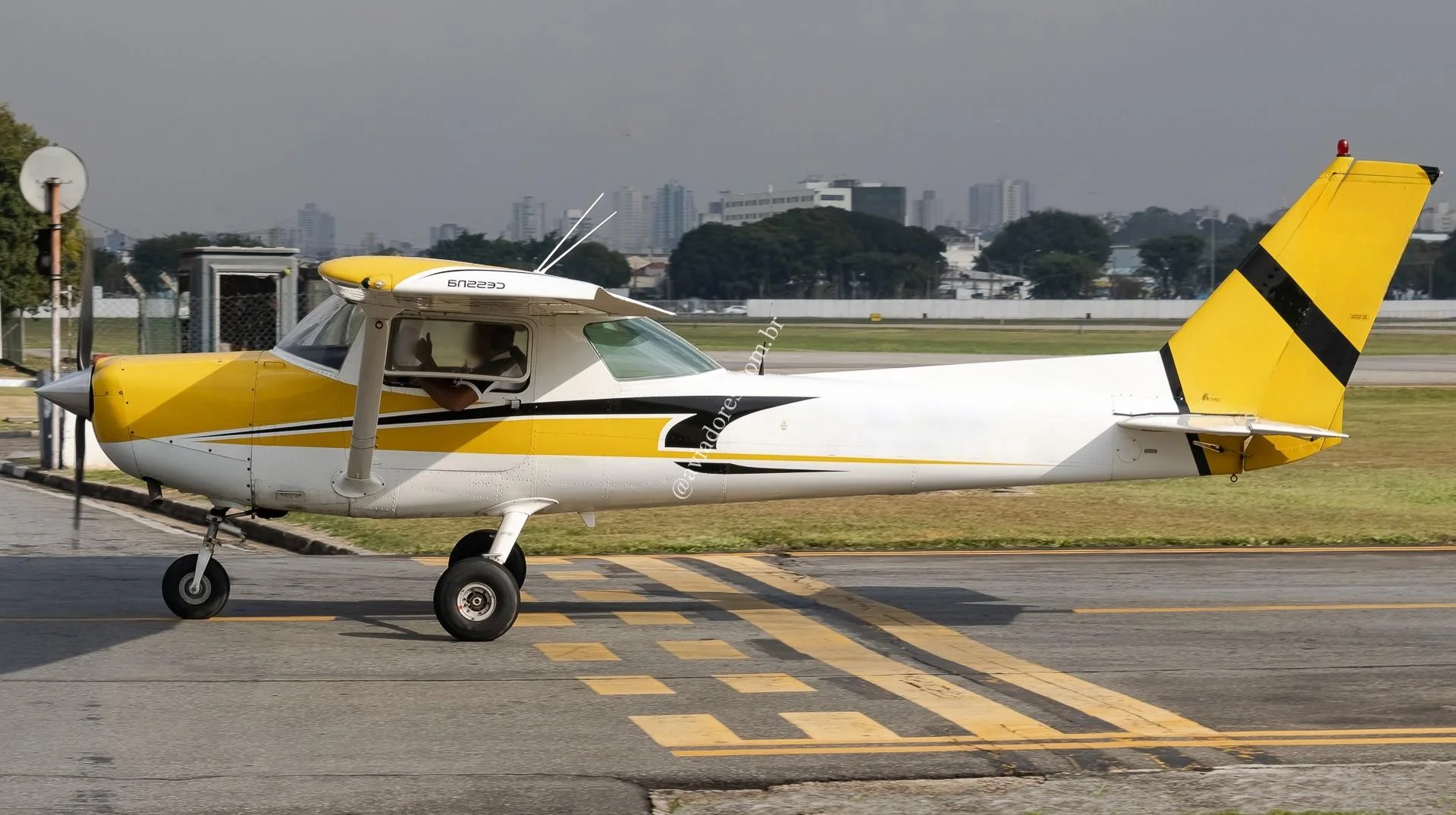 Cessna Aircraft 152 - foto 6