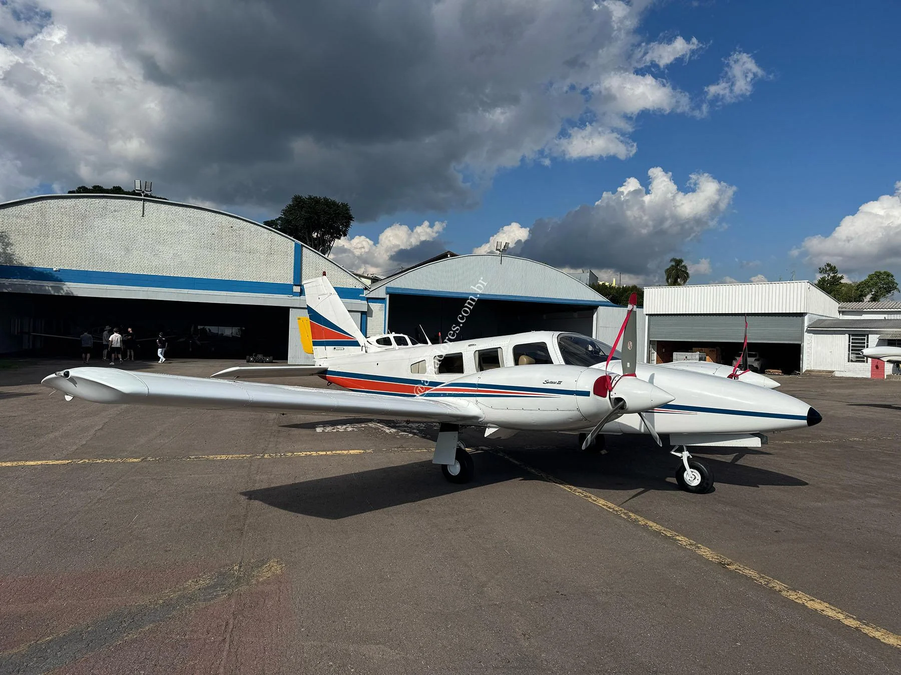 Embraer EMB-810D SENECA III - foto 13