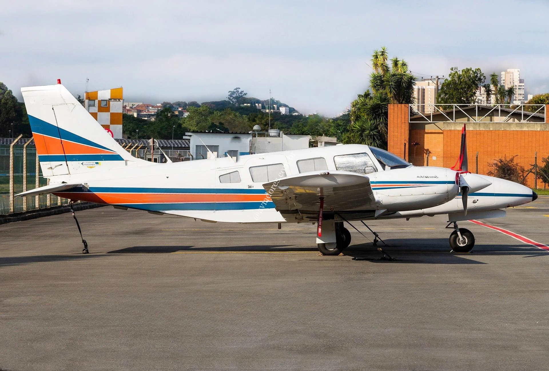 Embraer EMB-810D SENECA III - foto 23