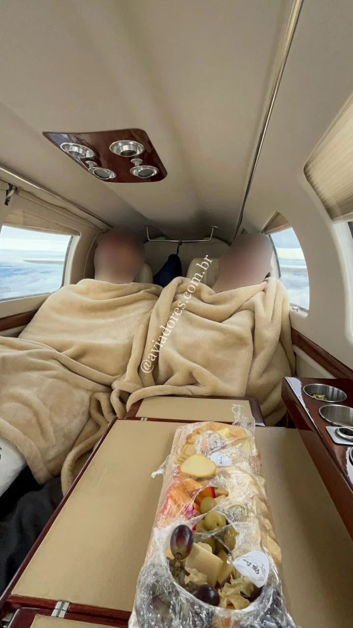 Beechcraft BARON 58 - foto 5