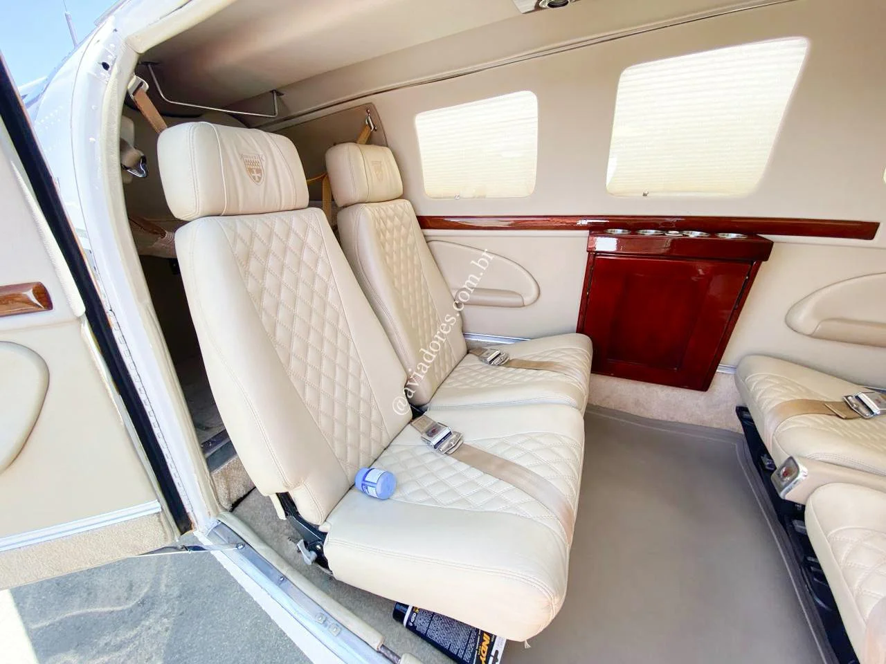 Beechcraft BARON 58 - foto 8