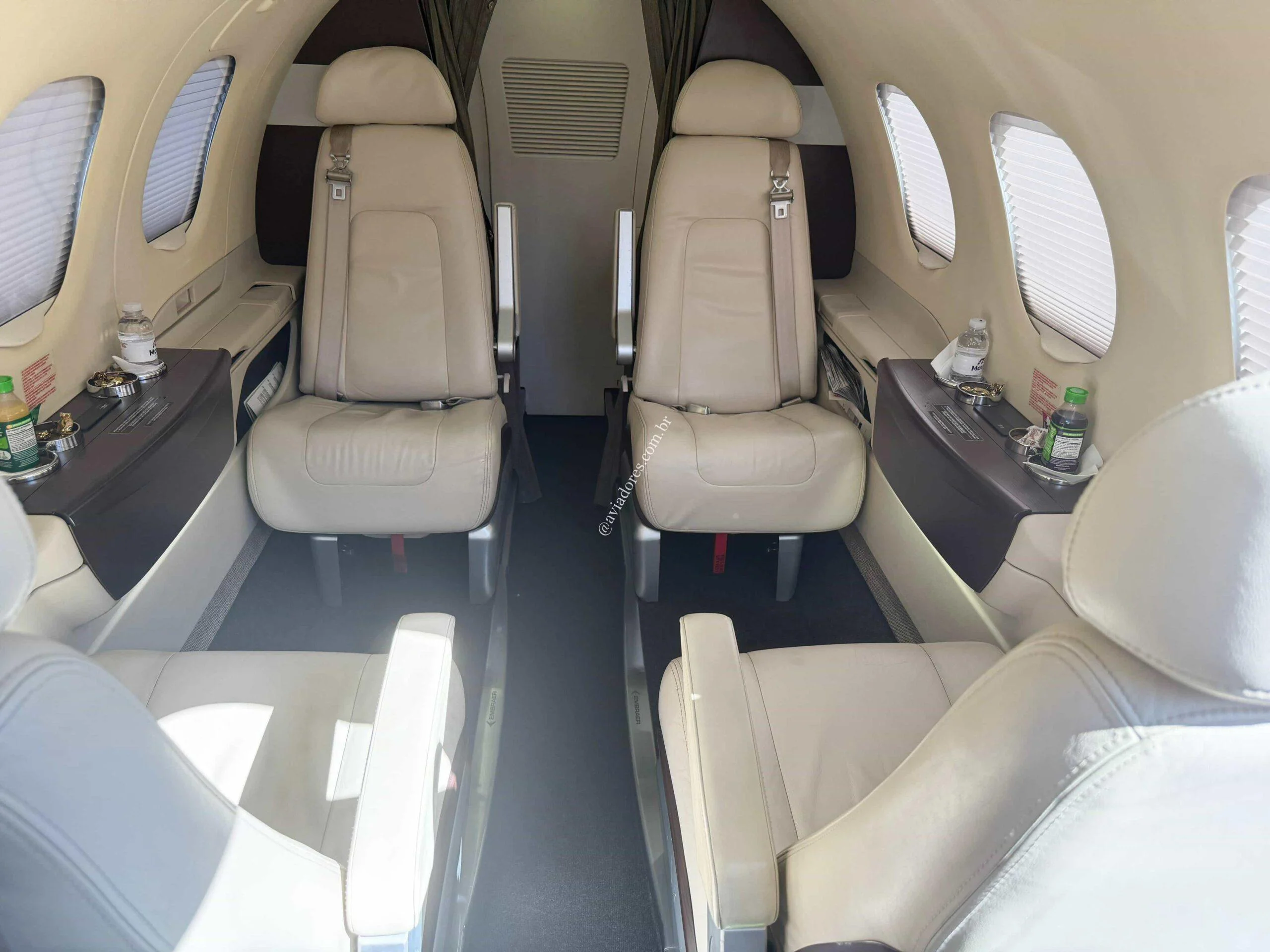 Embraer EMB 500 - PHENOM 100 - foto 3