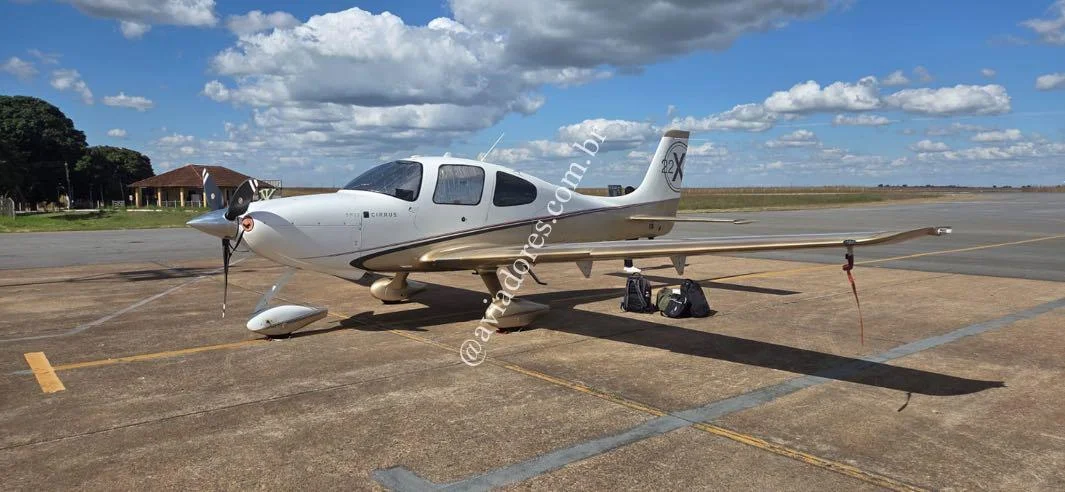 Cirrus Aircraft SR22 X - foto 7