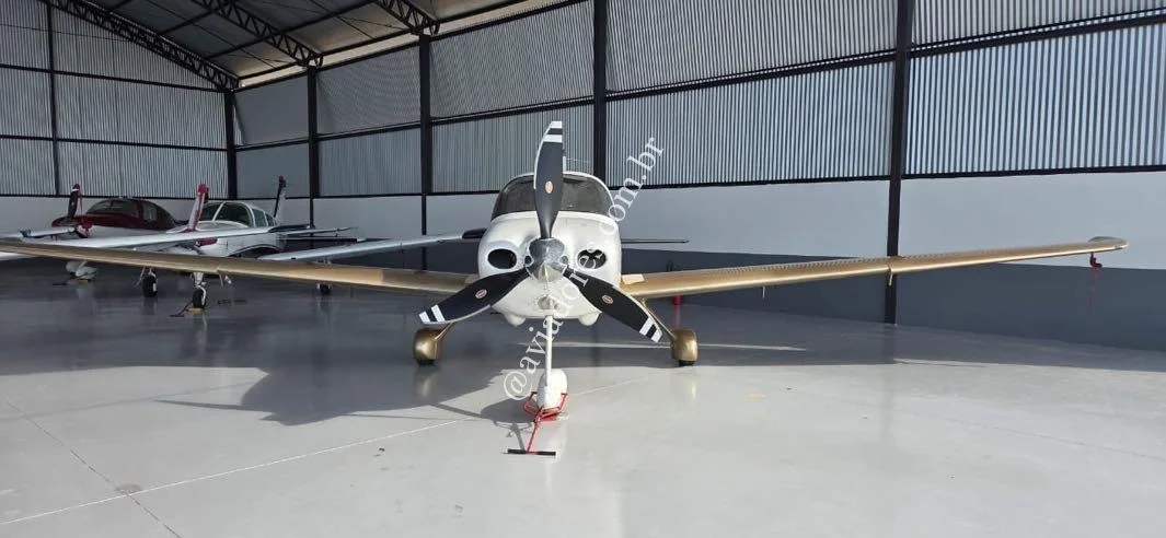 Cirrus Aircraft SR22 X - foto 6